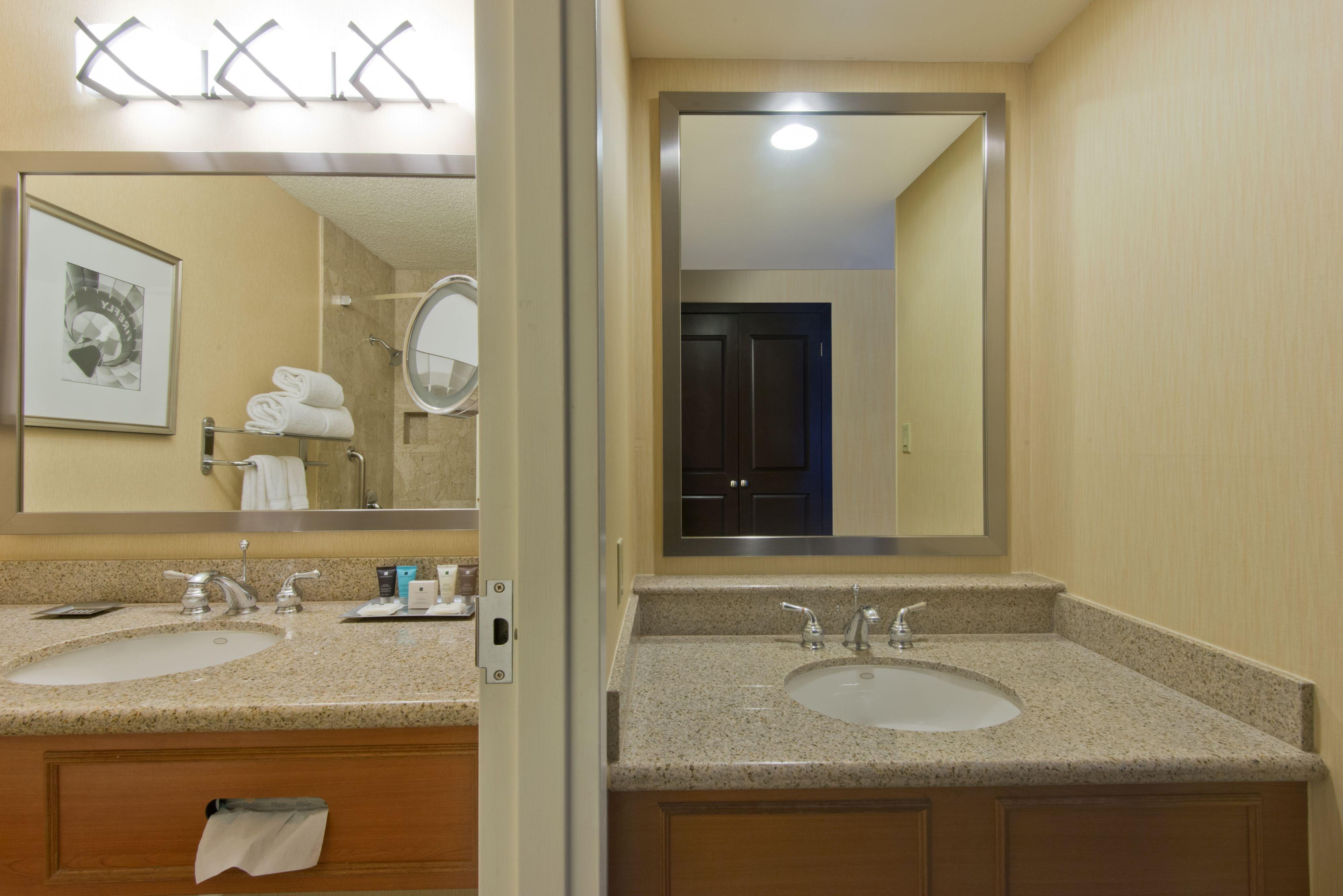 Albuquerque Crowne Plaza By Ihg Hotell Exteriör bild