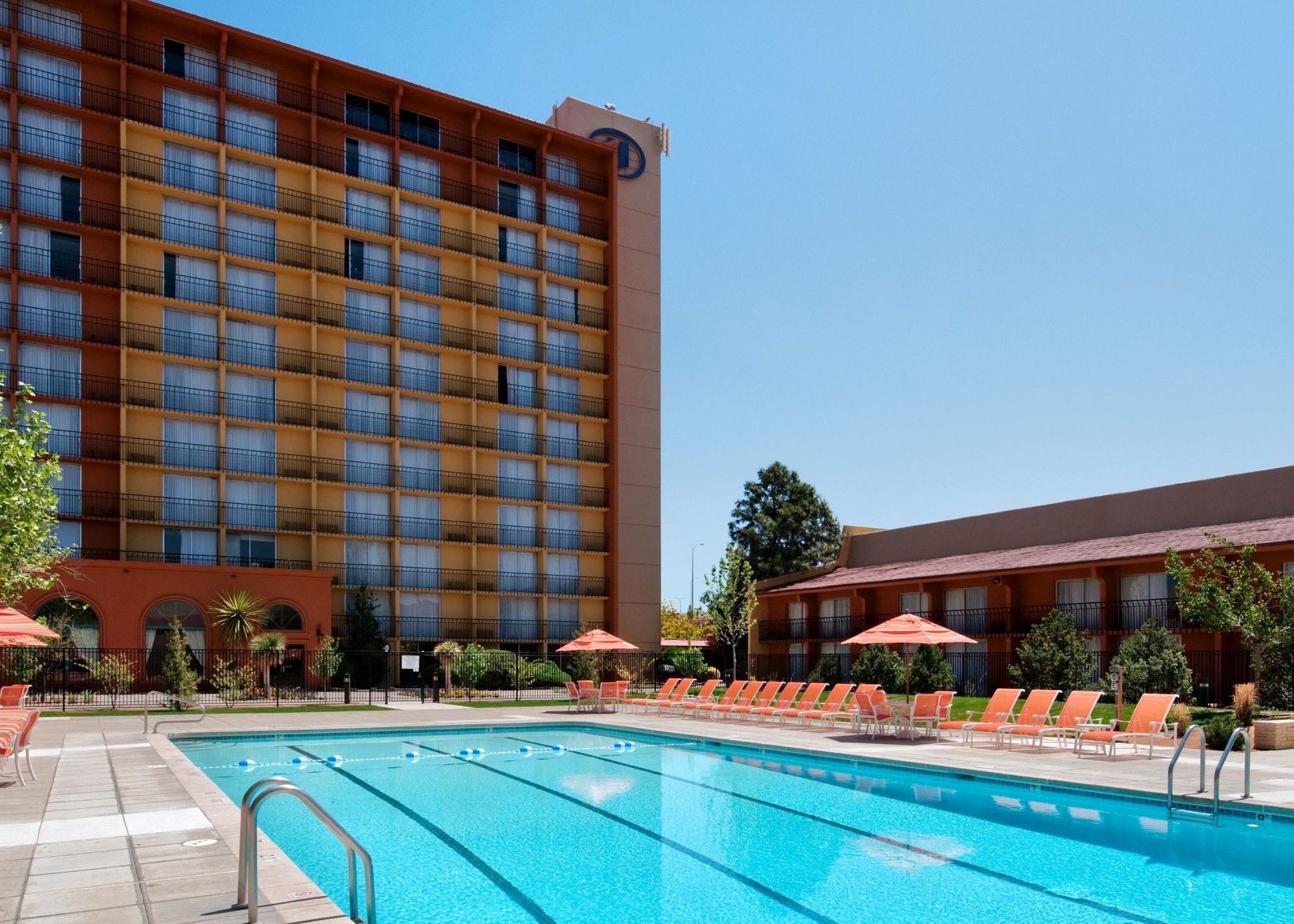 Albuquerque Crowne Plaza By Ihg Hotell Exteriör bild