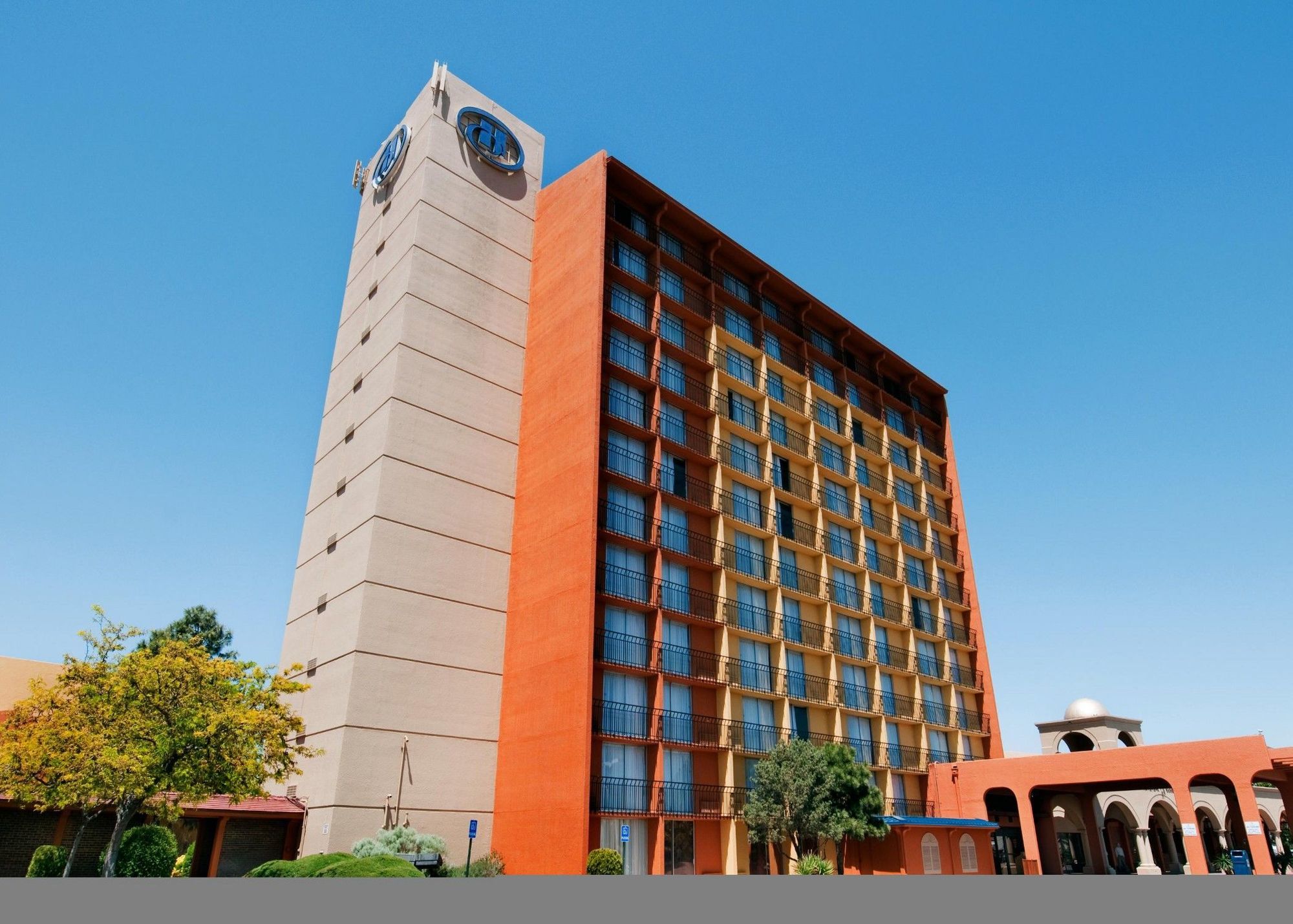 Albuquerque Crowne Plaza By Ihg Hotell Exteriör bild