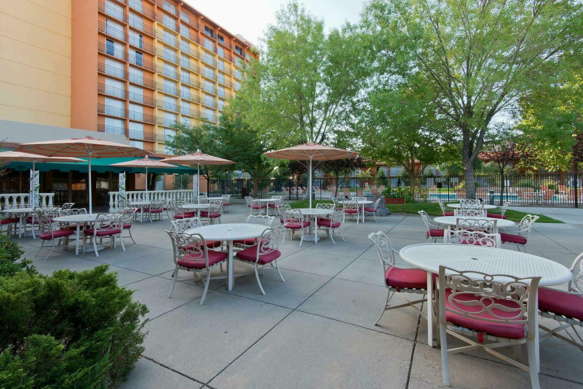 Albuquerque Crowne Plaza By Ihg Hotell Exteriör bild