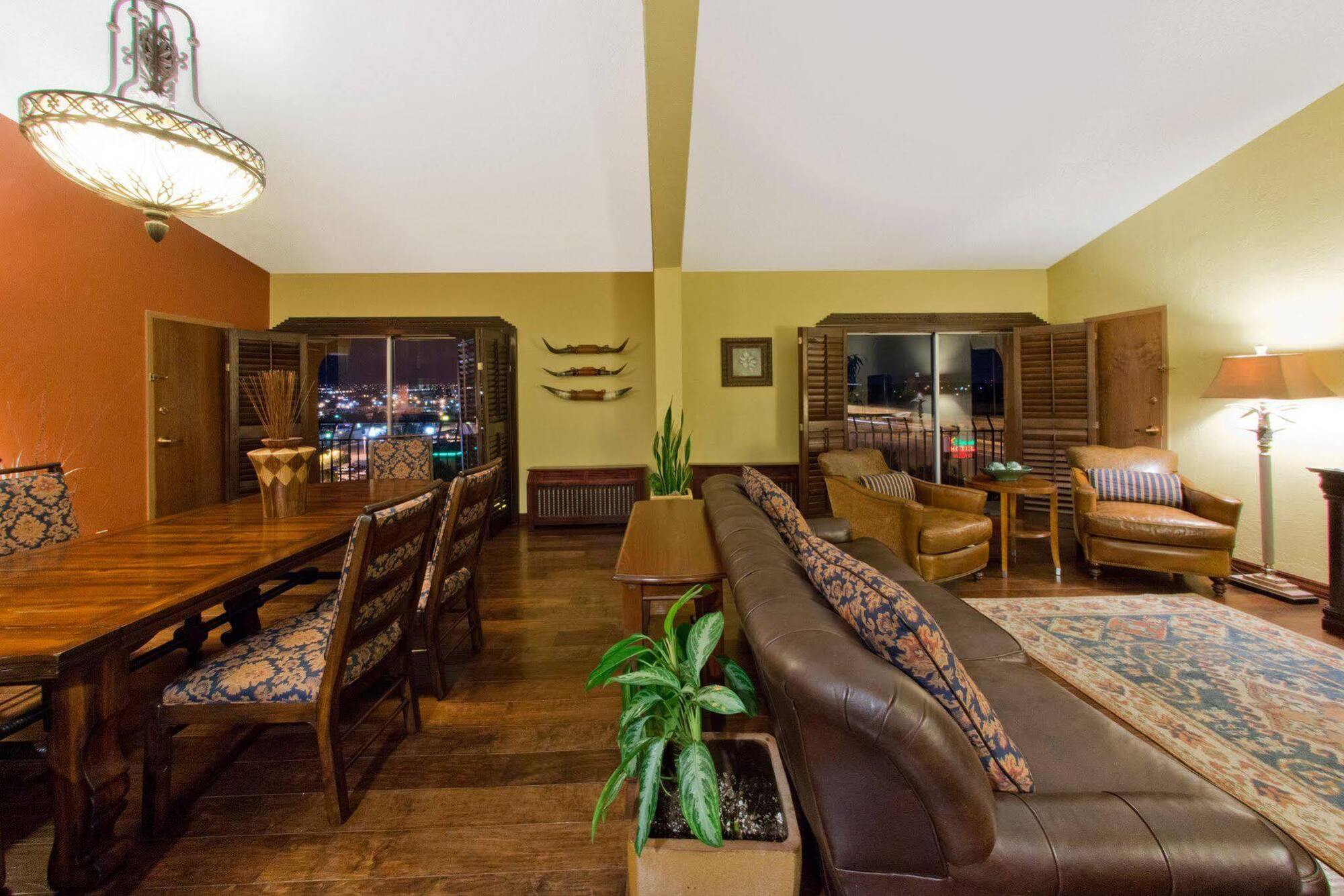Albuquerque Crowne Plaza By Ihg Hotell Exteriör bild